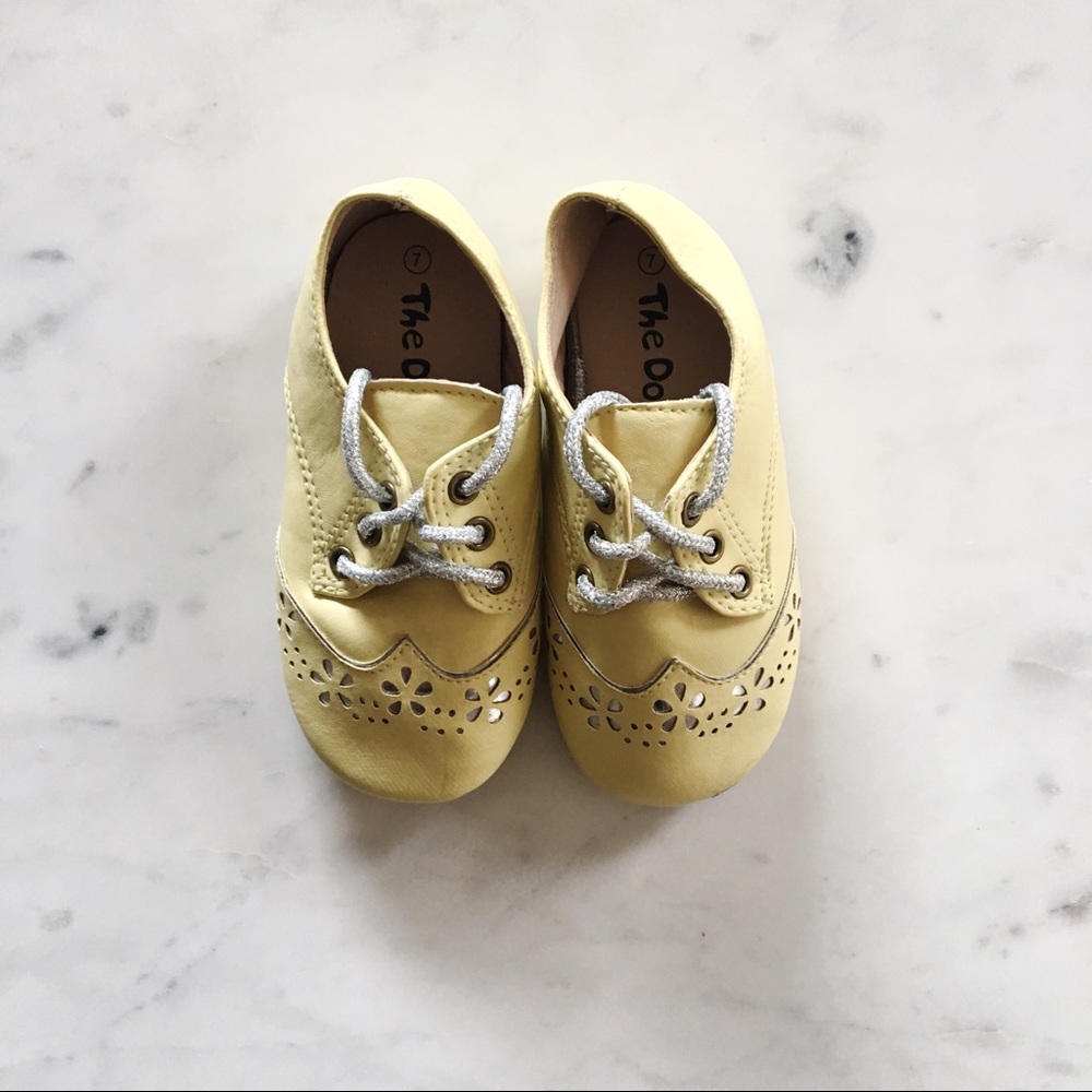 Buttercream Oxfords